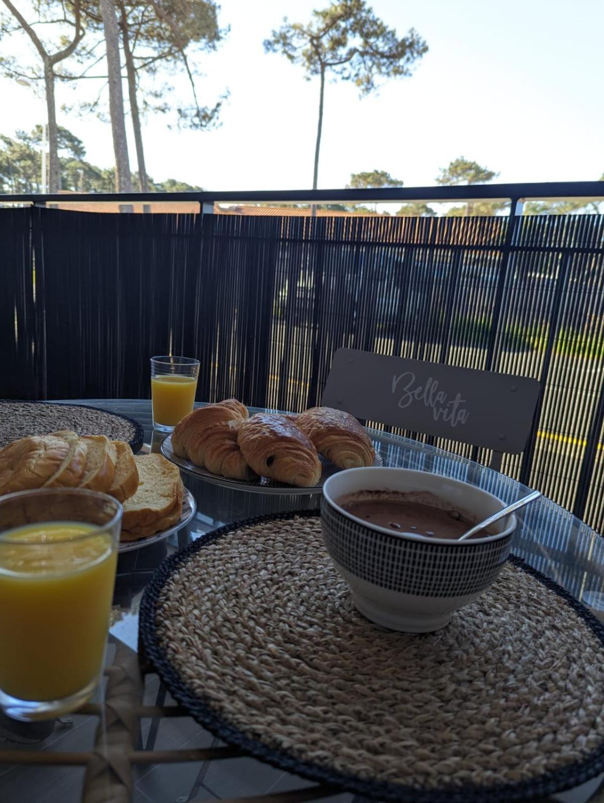 Biscawai Chaleureux Et Cosy Avec Terrasse Apartment บิสการ์รอส ภายนอก รูปภาพ